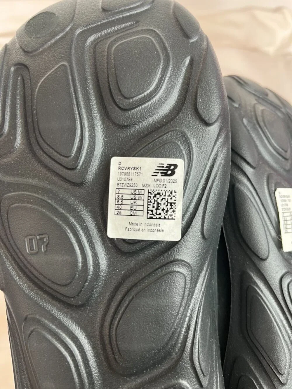 New Balance Fresh Foam RCVRY Slide Sandals